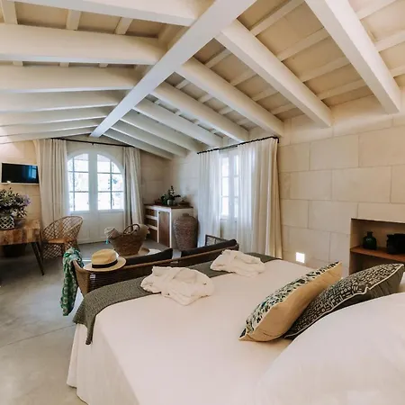 Κατάλυμα σε φάρμα Rafal Rubi