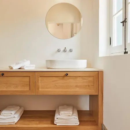 Κατάλυμα σε φάρμα Rafal Rubi *